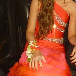 Coral Prom/Formal Dress